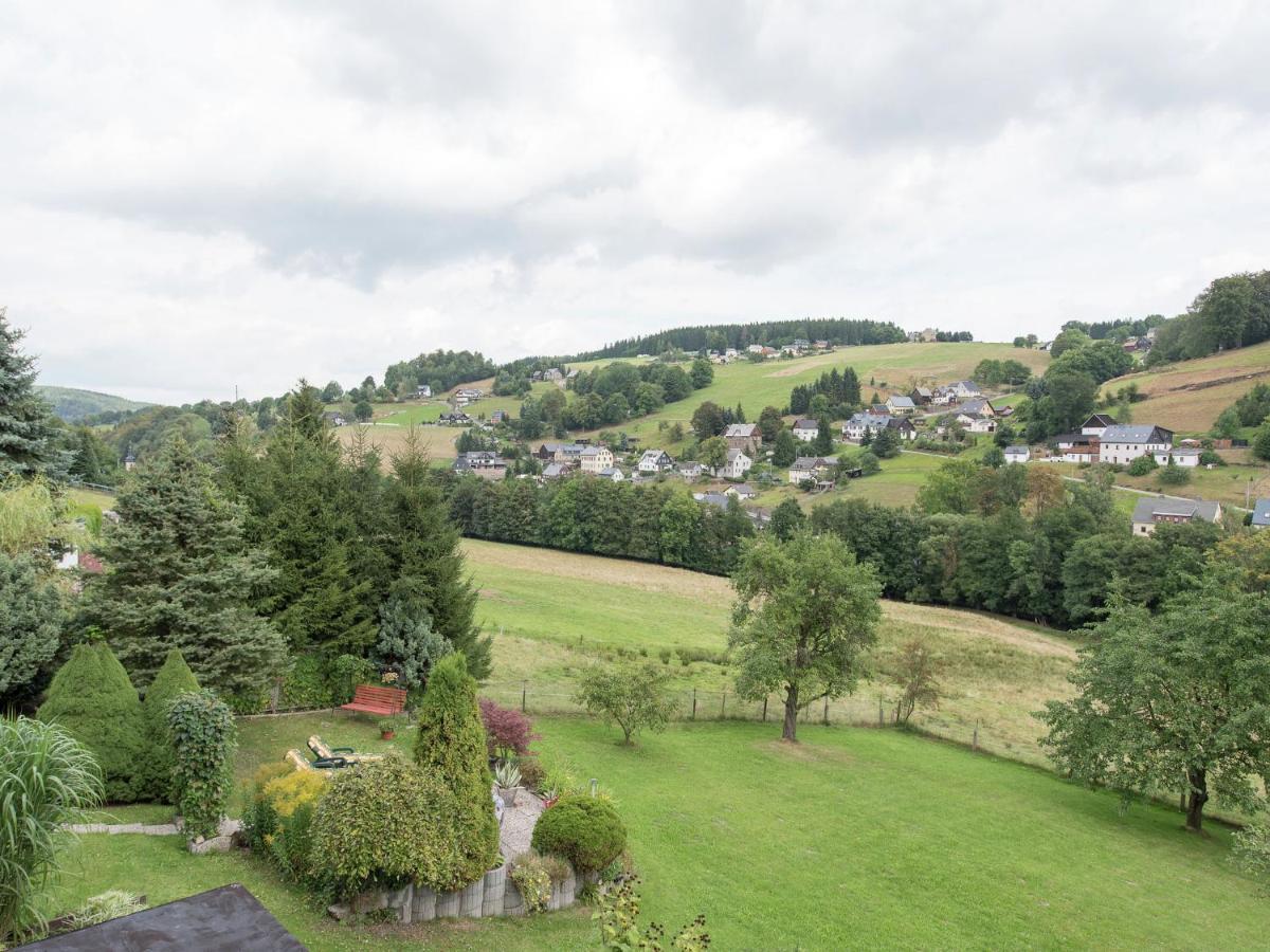 Cozy Apartment In Ore Mountains With Balcony Breitenbrunn  Cameră foto